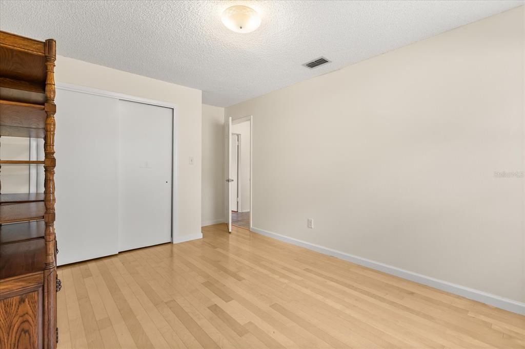 For Sale: $578,900 (4 beds, 2 baths, 2363 Square Feet)