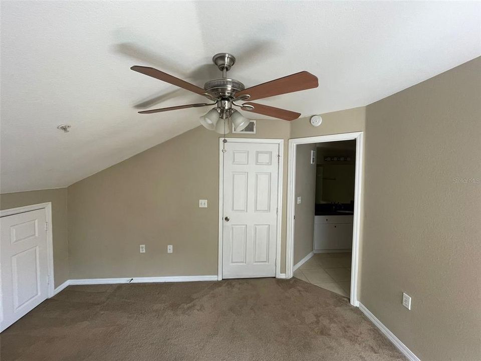 В аренду: $1,350 (1 спален, 1 ванн, 650 Квадратных фут)