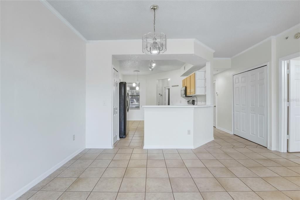 待售: $225,000 (3 贝兹, 2 浴室, 1267 平方英尺)