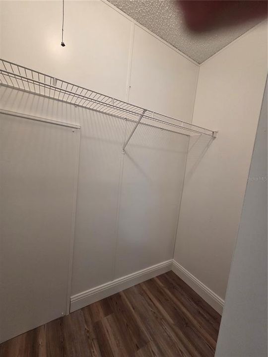 待售: $220,000 (3 贝兹, 2 浴室, 1104 平方英尺)