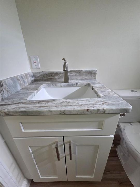 待售: $220,000 (3 贝兹, 2 浴室, 1104 平方英尺)