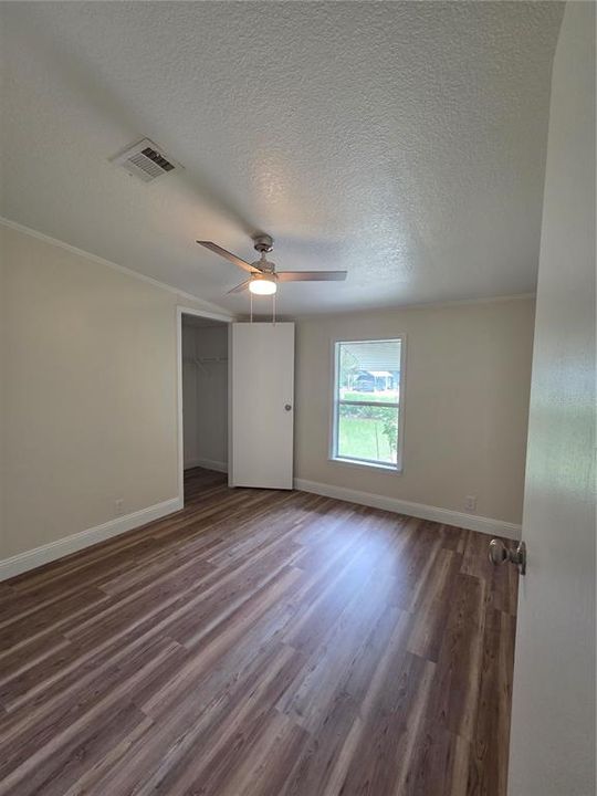 待售: $220,000 (3 贝兹, 2 浴室, 1104 平方英尺)