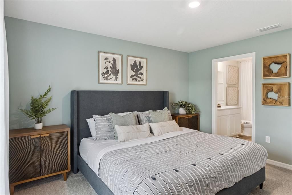 For Sale: $288,990 (3 beds, 2 baths, 1328 Square Feet)