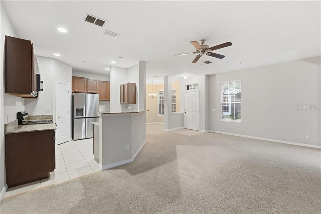 For Rent: $1,995 (3 beds, 2 baths, 1998 Square Feet)