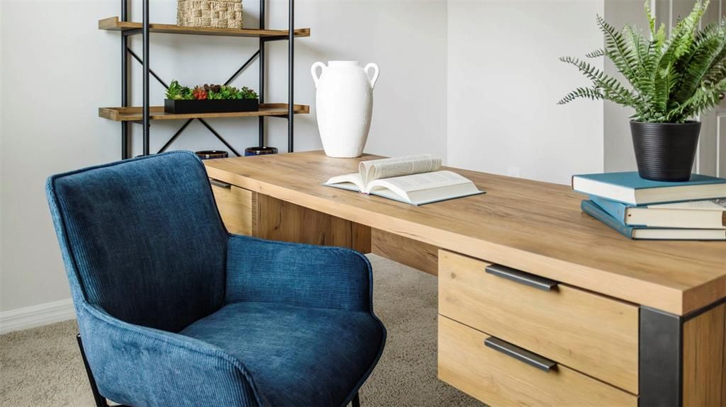 For Sale: $396,880 (3 beds, 2 baths, 1673 Square Feet)