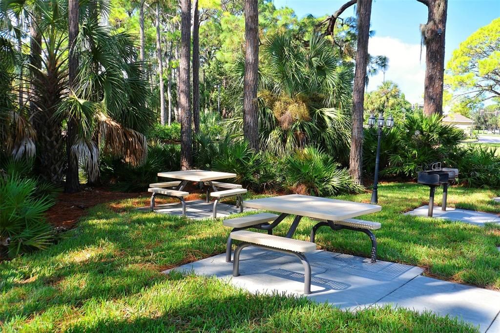 For Rent: $2,500 (2 beds, 2 baths, 1353 Square Feet)