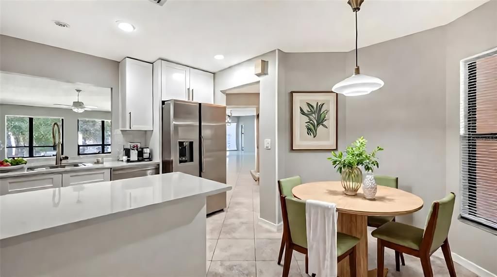 For Rent: $2,500 (2 beds, 2 baths, 1353 Square Feet)