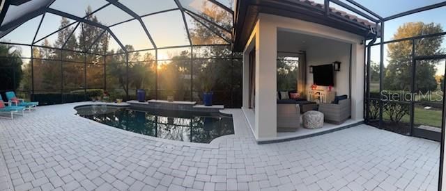 En Venta: $999,999 (4 camas, 3 baños, 2807 Pies cuadrados)