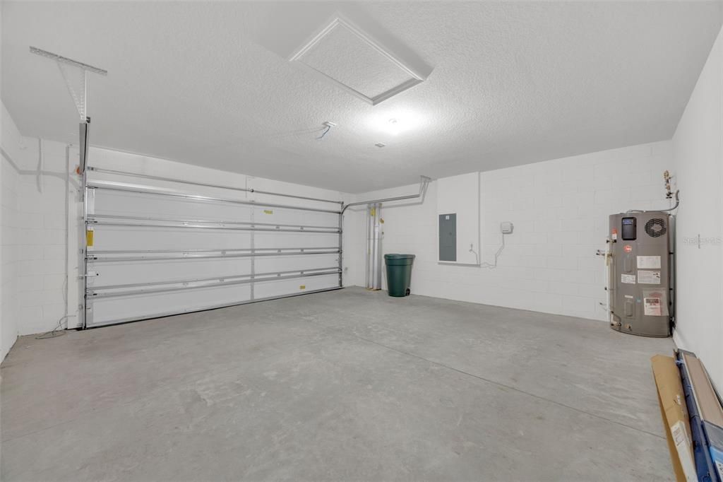 В аренду: $3,200 (4 спален, 2 ванн, 1707 Квадратных фут)