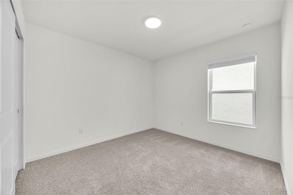 В аренду: $3,200 (4 спален, 2 ванн, 1707 Квадратных фут)