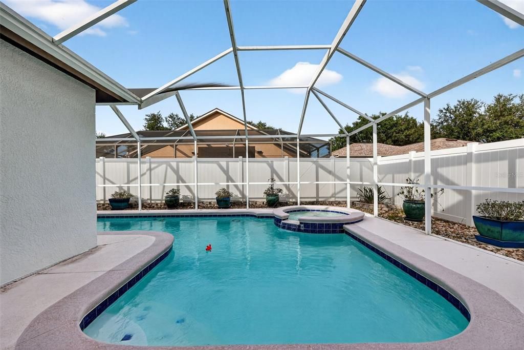 待售: $480,000 (4 贝兹, 3 浴室, 2214 平方英尺)