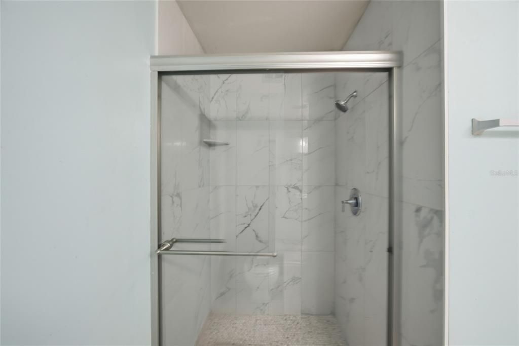 For Sale: $220,000 (2 beds, 2 baths, 1180 Square Feet)