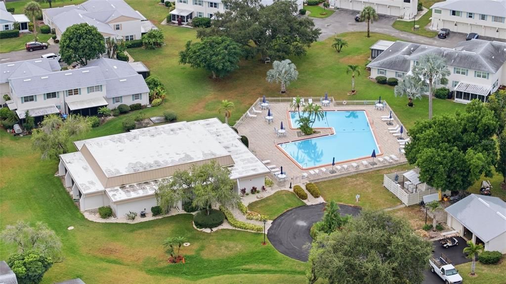 For Sale: $220,000 (2 beds, 2 baths, 1180 Square Feet)