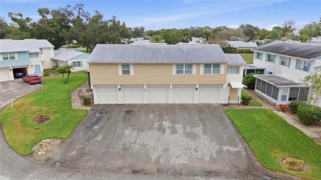 For Sale: $220,000 (2 beds, 2 baths, 1180 Square Feet)