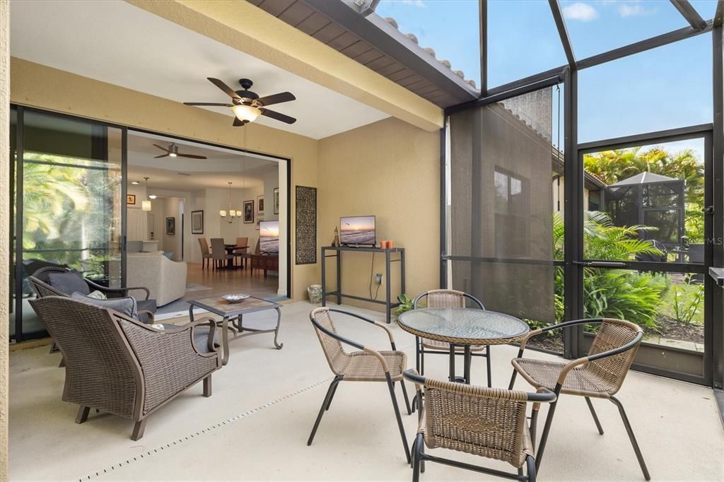 На продажу: $379,900 (2 спален, 2 ванн, 1524 Квадратных фут)