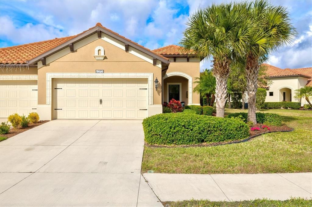 На продажу: $379,900 (2 спален, 2 ванн, 1524 Квадратных фут)