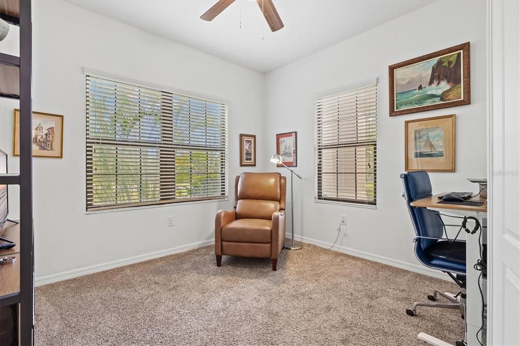 На продажу: $379,900 (2 спален, 2 ванн, 1524 Квадратных фут)