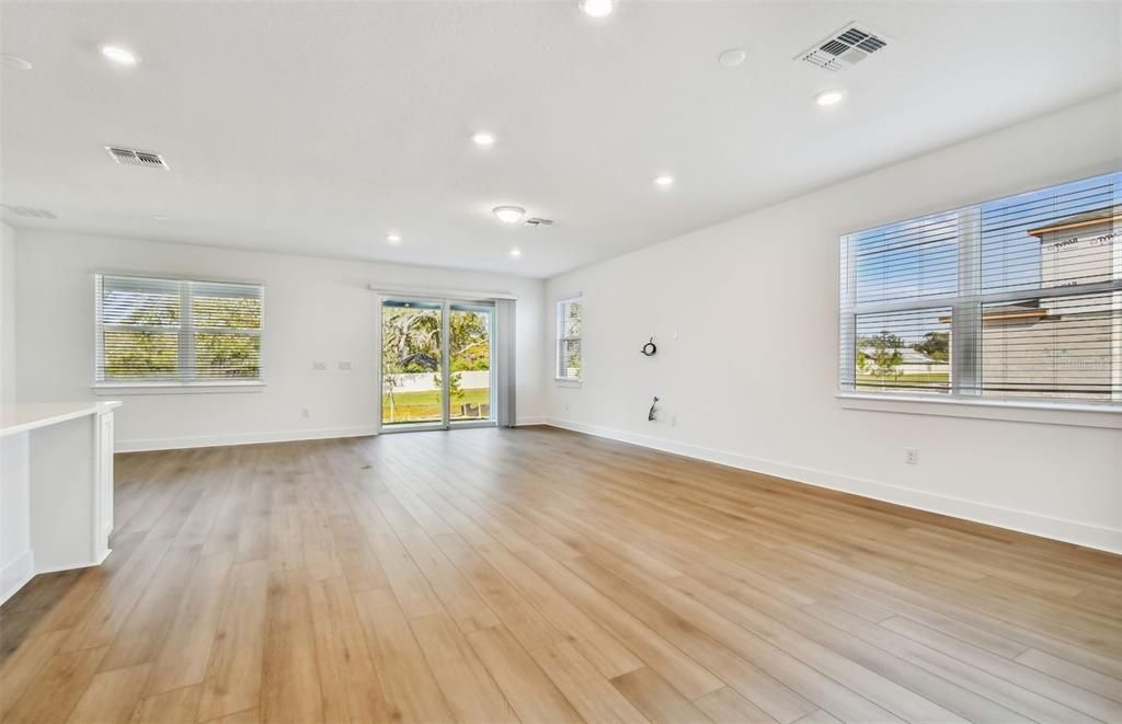 For Sale: $544,160 (4 beds, 3 baths, 3071 Square Feet)