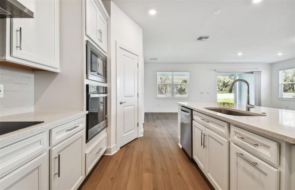 For Sale: $544,160 (4 beds, 3 baths, 3071 Square Feet)