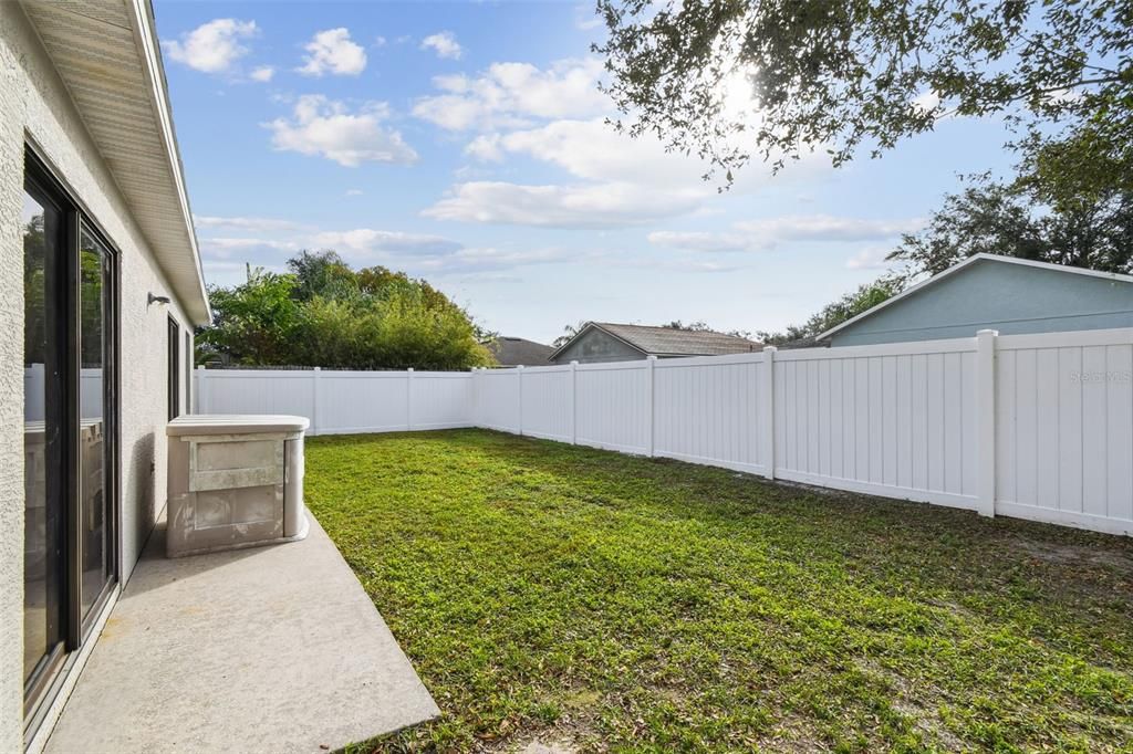 For Sale: $350,000 (4 beds, 2 baths, 1523 Square Feet)