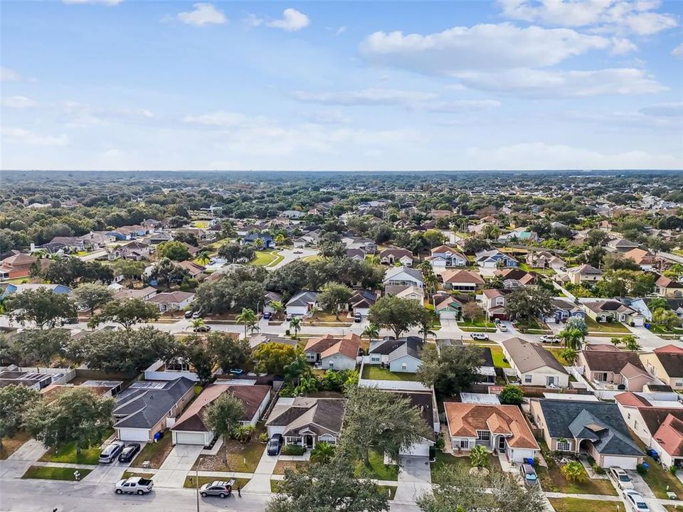 For Sale: $350,000 (4 beds, 2 baths, 1523 Square Feet)