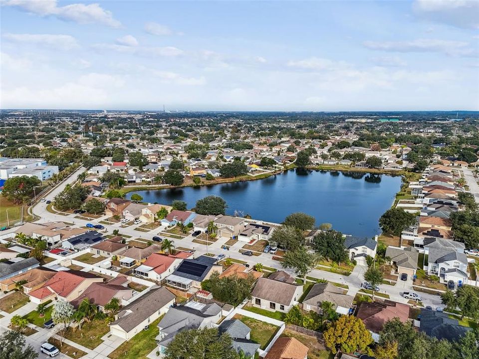 For Sale: $350,000 (4 beds, 2 baths, 1523 Square Feet)