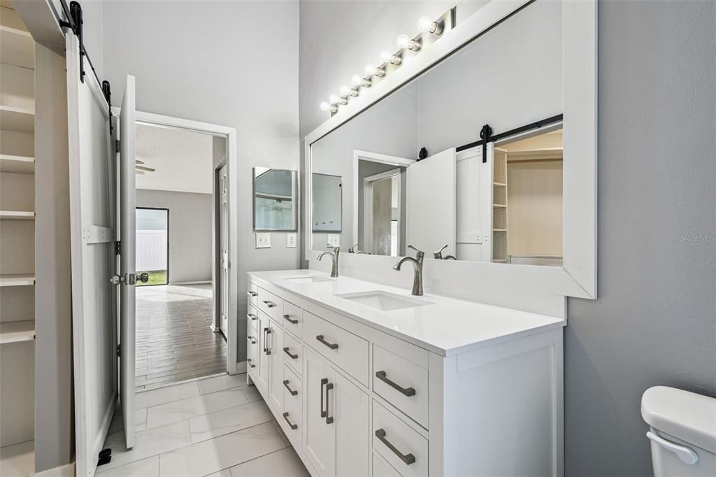 For Sale: $350,000 (4 beds, 2 baths, 1523 Square Feet)