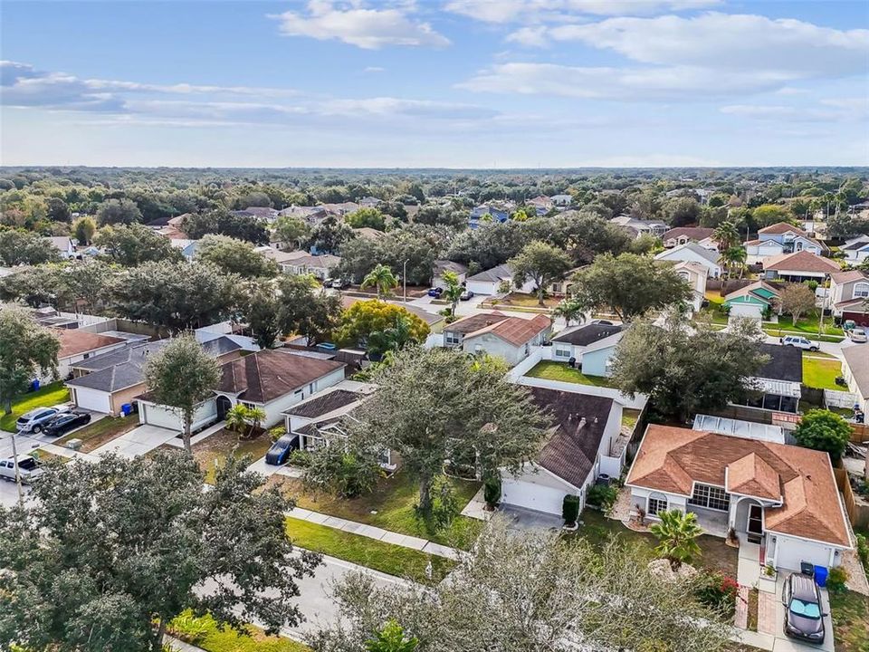 For Sale: $350,000 (4 beds, 2 baths, 1523 Square Feet)