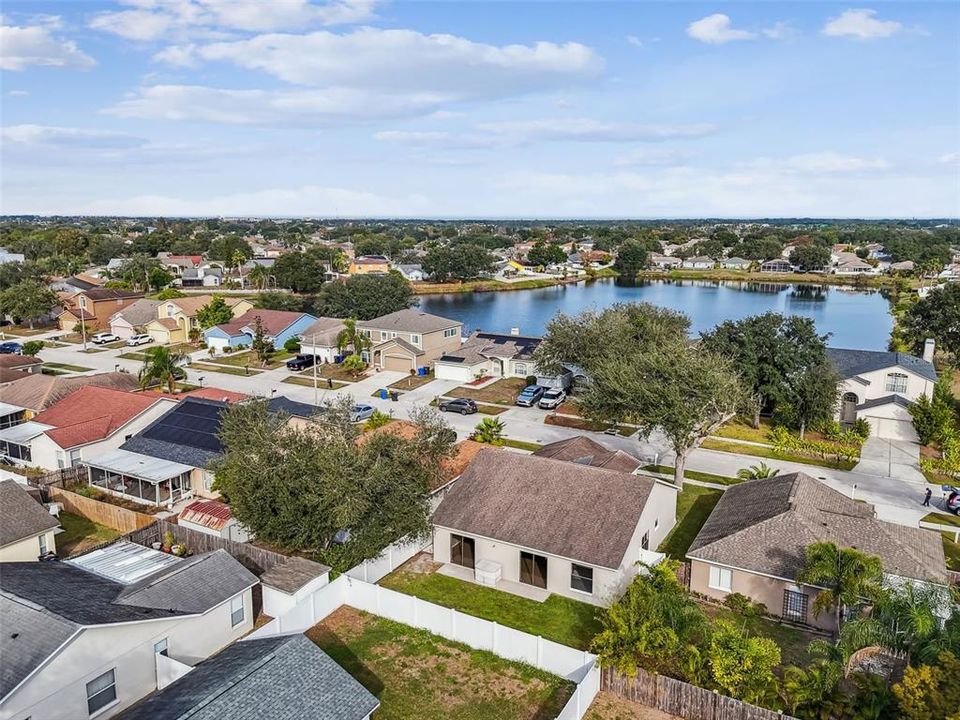 For Sale: $350,000 (4 beds, 2 baths, 1523 Square Feet)