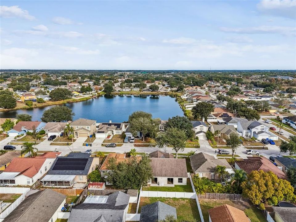 For Sale: $350,000 (4 beds, 2 baths, 1523 Square Feet)