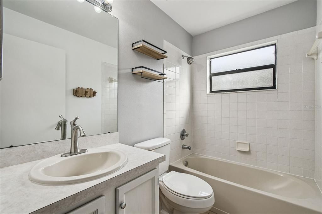 For Sale: $350,000 (4 beds, 2 baths, 1523 Square Feet)