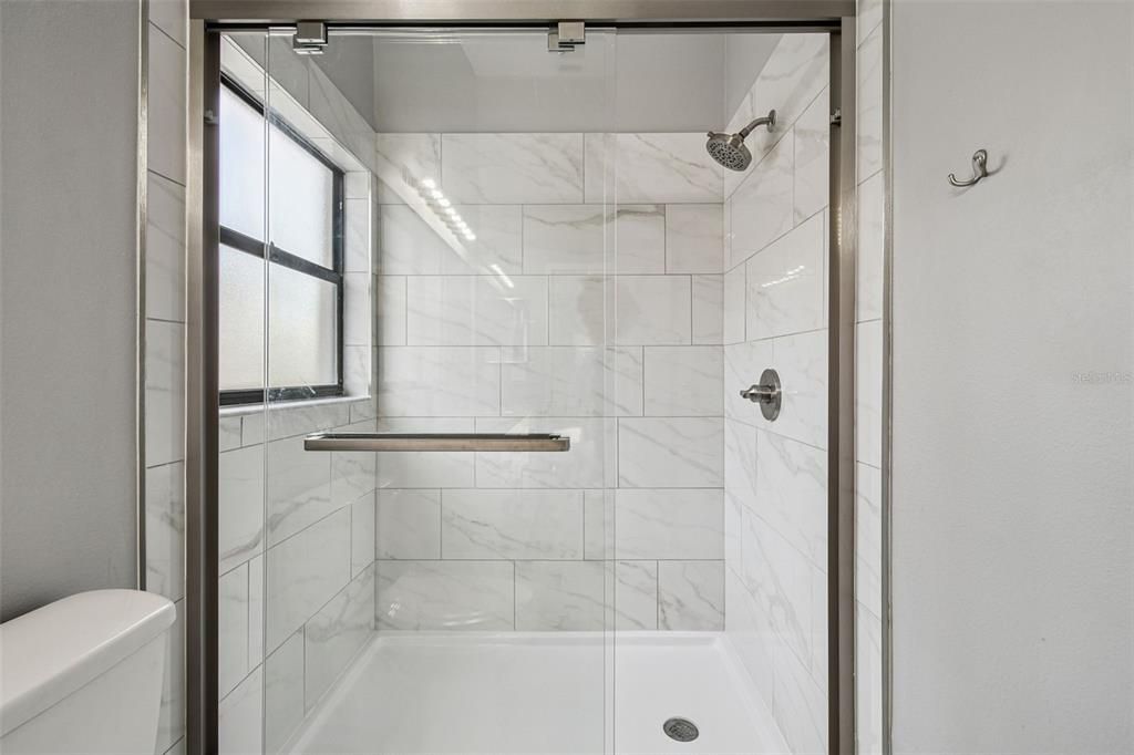 For Sale: $350,000 (4 beds, 2 baths, 1523 Square Feet)