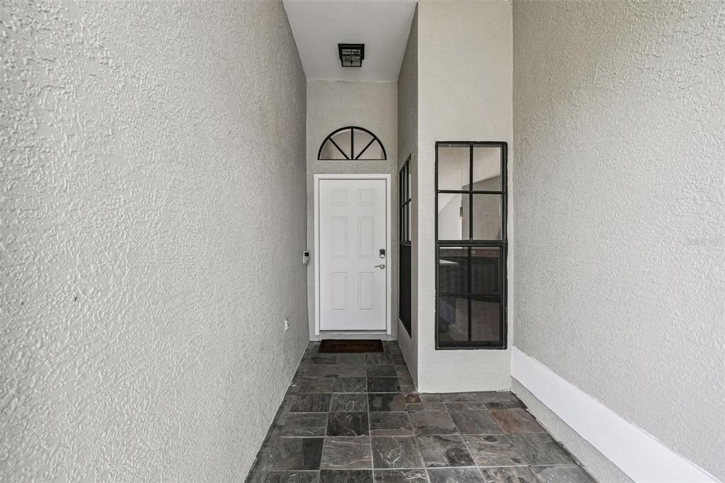 For Sale: $350,000 (4 beds, 2 baths, 1523 Square Feet)