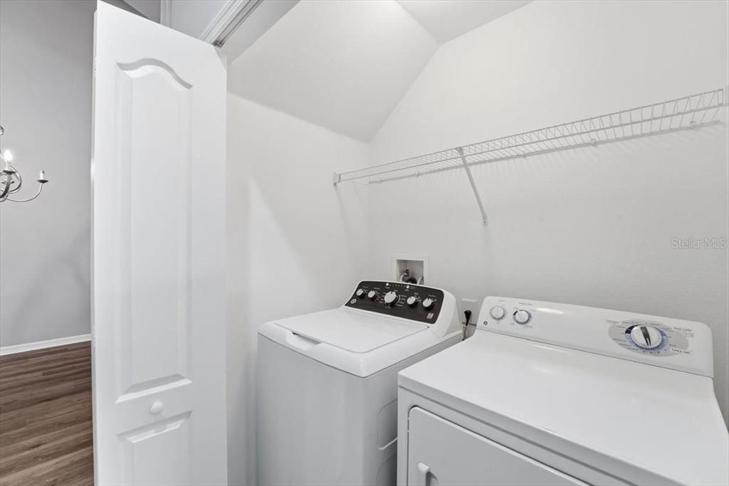 В аренду: $2,345 (3 спален, 2 ванн, 1625 Квадратных фут)