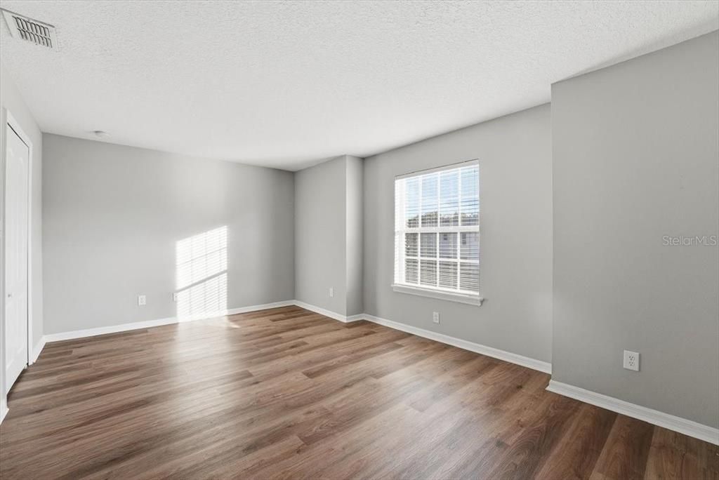 В аренду: $2,345 (3 спален, 2 ванн, 1625 Квадратных фут)