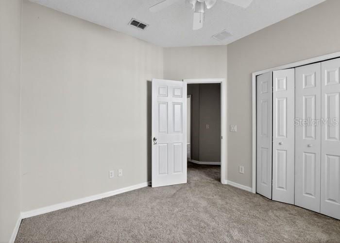 En Venta: $546,300 (5 camas, 2 baños, 2521 Pies cuadrados)