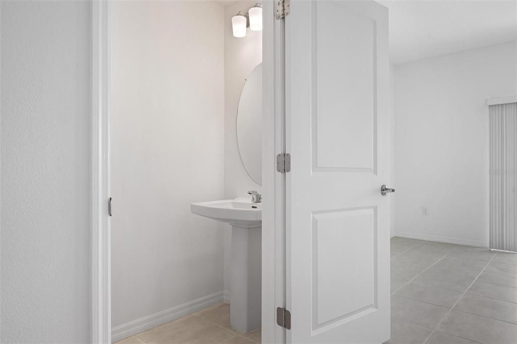 For Rent: $2,200 (2 beds, 2 baths, 1238 Square Feet)