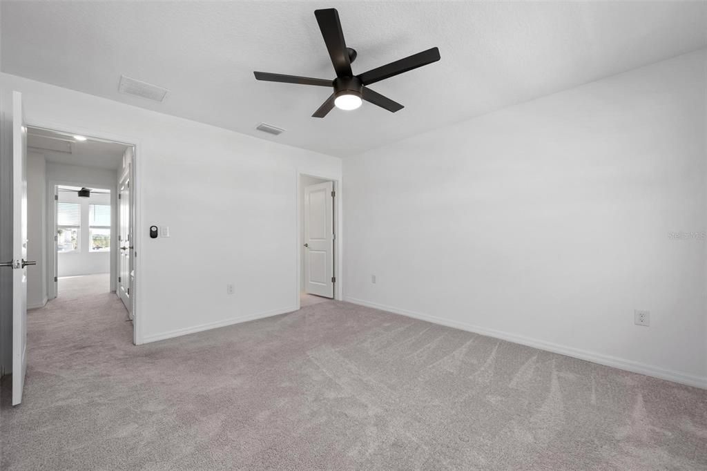 For Rent: $2,200 (2 beds, 2 baths, 1238 Square Feet)