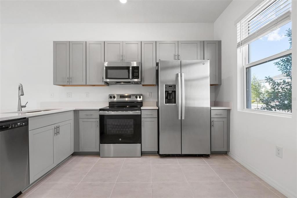 For Rent: $2,200 (2 beds, 2 baths, 1238 Square Feet)