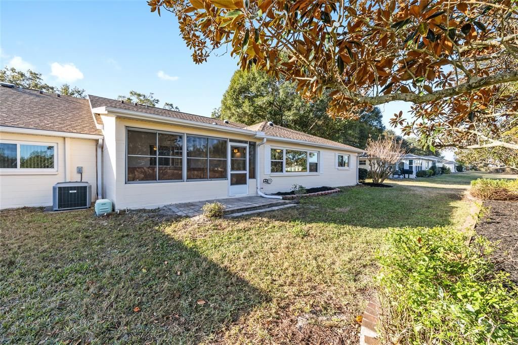 待售: $199,900 (2 贝兹, 2 浴室, 1824 平方英尺)