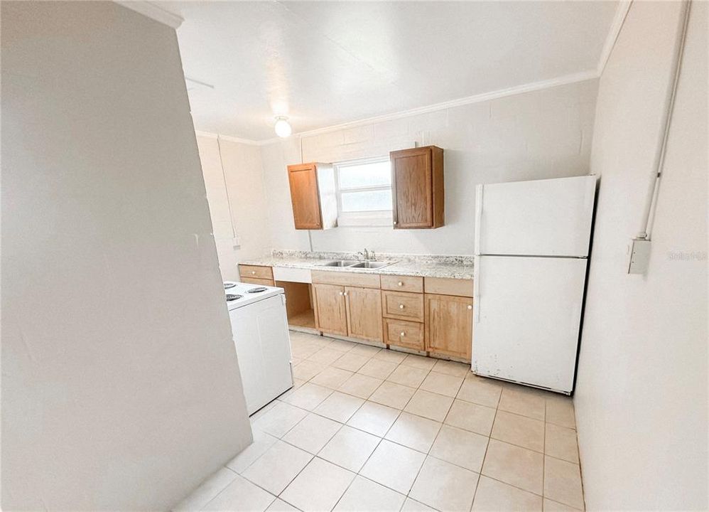 В аренду: $850 (1 спален, 1 ванн, 500 Квадратных фут)