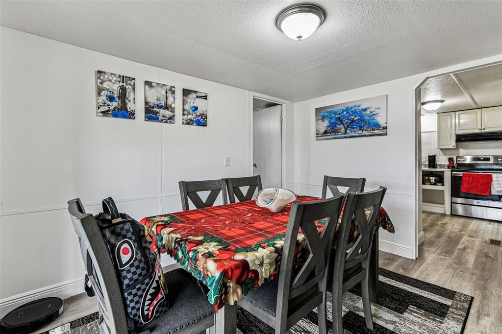 待售: $229,999 (3 贝兹, 2 浴室, 1152 平方英尺)