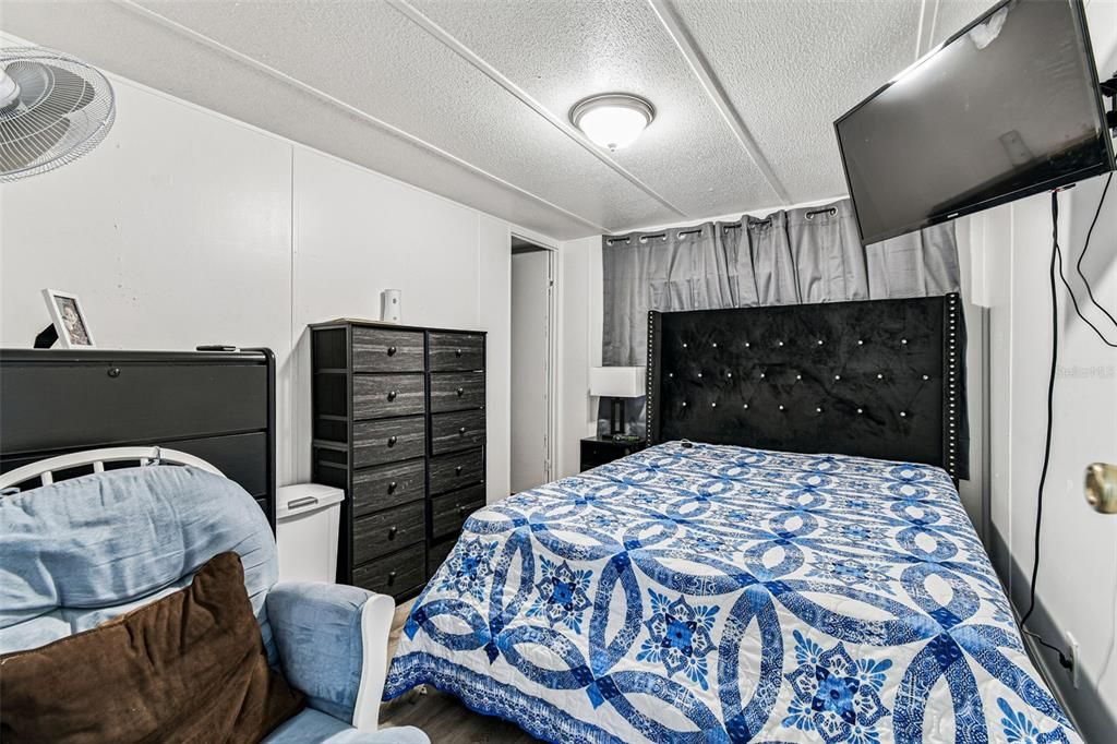 待售: $229,999 (3 贝兹, 2 浴室, 1152 平方英尺)