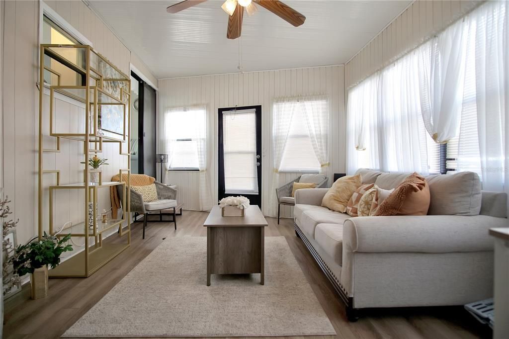 В аренду: $1,250 (2 спален, 1 ванн, 532 Квадратных фут)