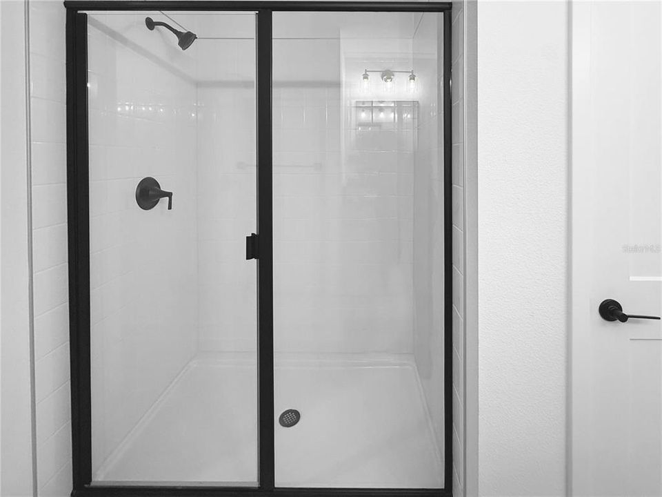 Под контрактом: $325,000 (3 спален, 2 ванн, 1780 Квадратных фут)