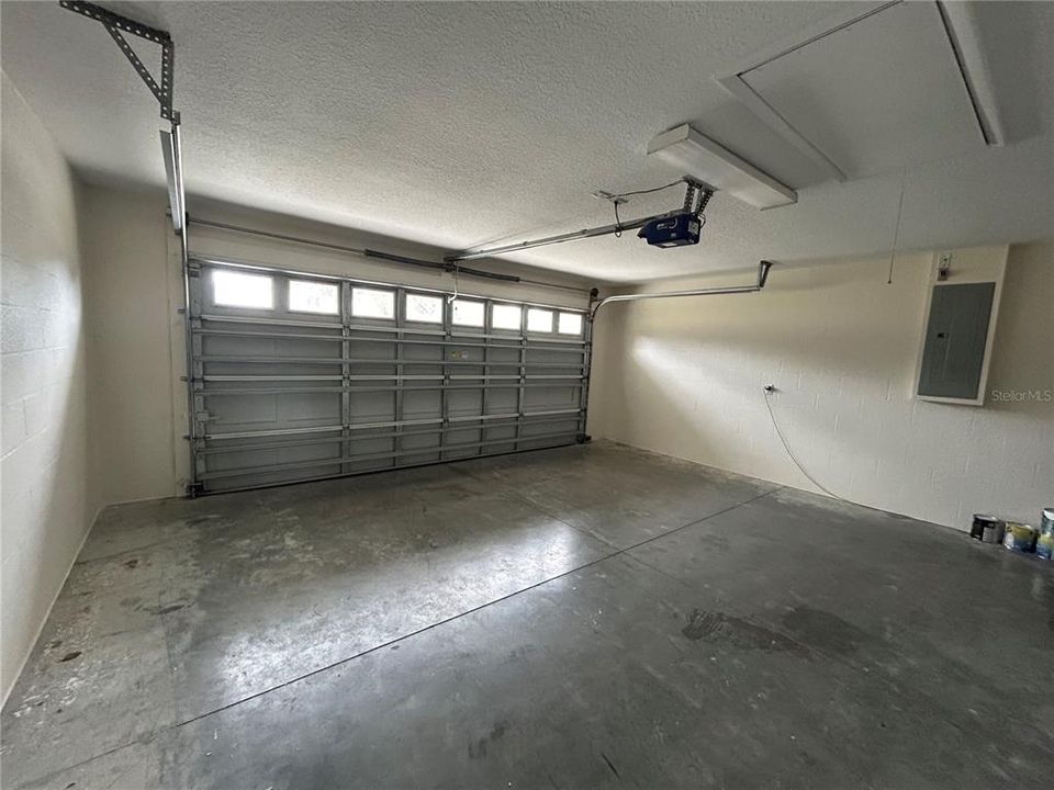 For Rent: $2,750 (3 beds, 2 baths, 1669 Square Feet)