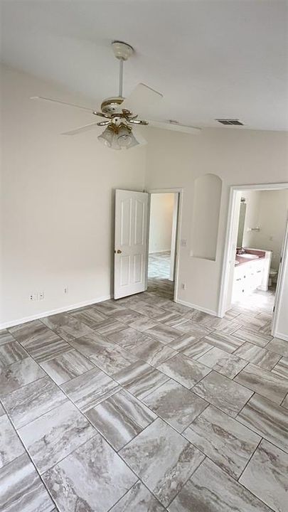 出租: $2,600 (3 贝兹, 2 浴室, 1549 平方英尺)