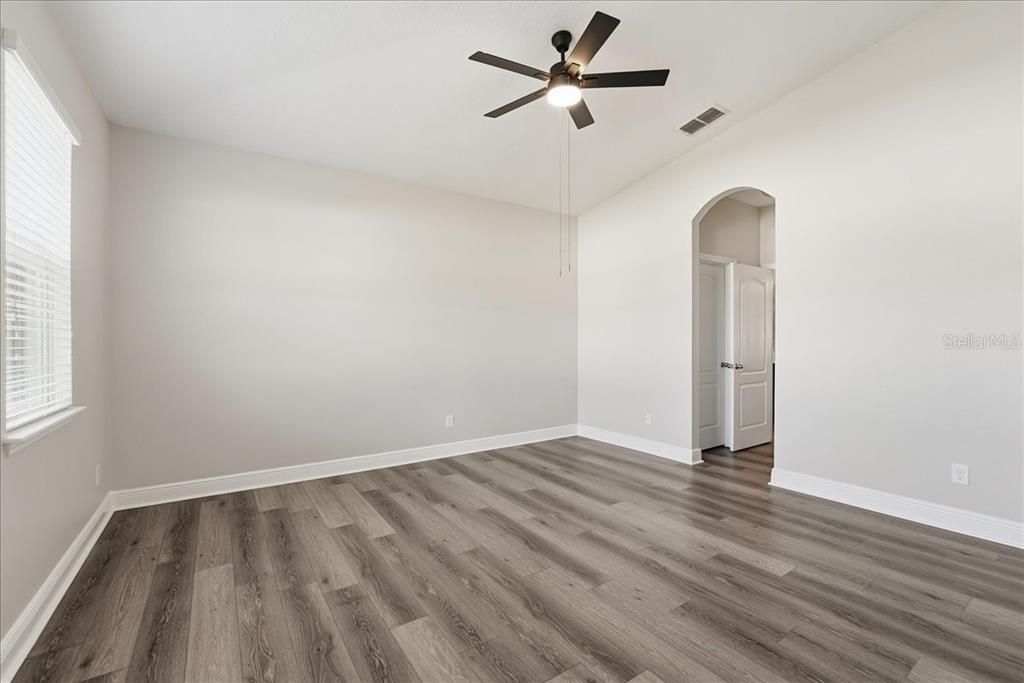 For Rent: $2,295 (3 beds, 2 baths, 1515 Square Feet)