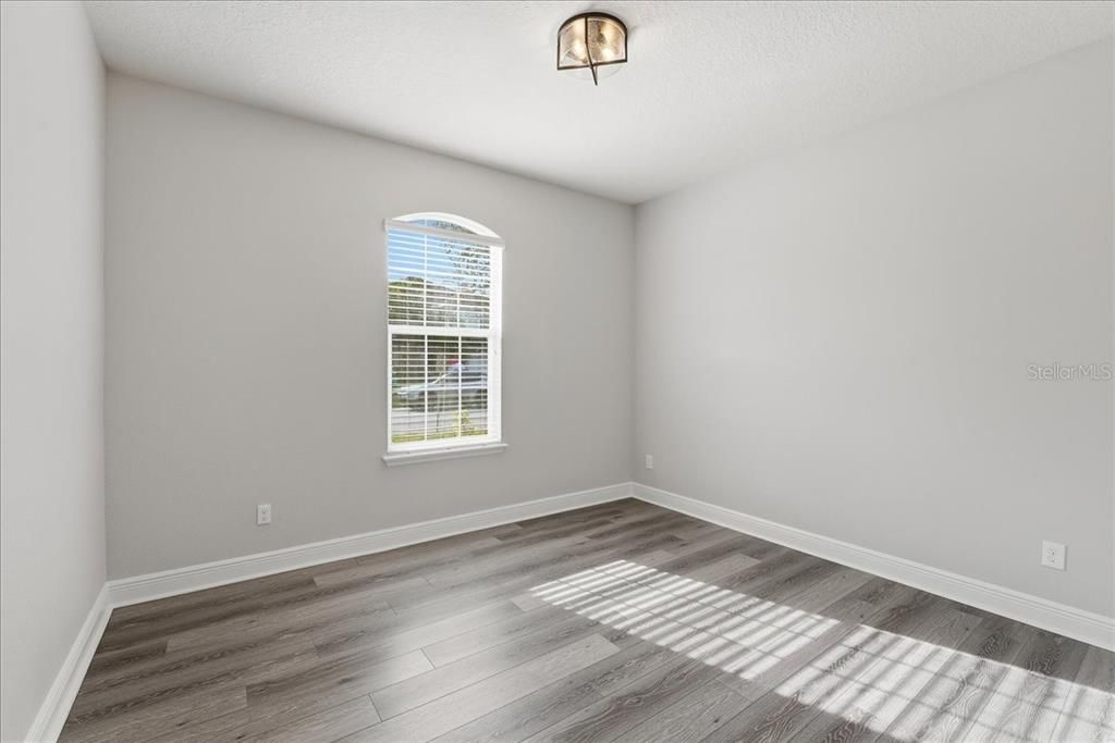 For Rent: $2,295 (3 beds, 2 baths, 1515 Square Feet)