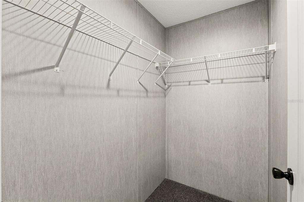 На продажу: $294,000 (3 спален, 2 ванн, 1352 Квадратных фут)